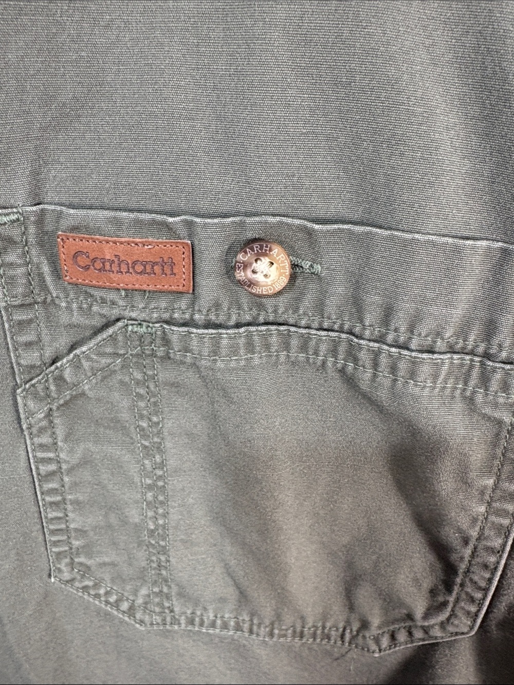 Carhartt XXL Olive Green Short Sleeve Button Front Work Shirt Relaxed Fit - Picture 6 of 8